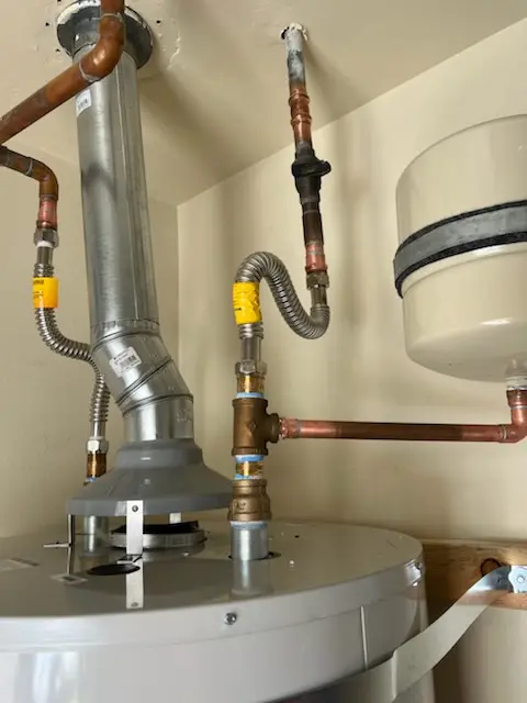 Water heater installation and plumbing repair in Marquard Manor